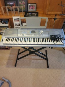 Yamaha Portable Grand DGX-202 Keyboard w Stand & PA-5D Adapter