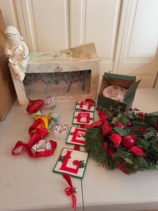 Lot of Assorted Christmas Holiday Decor Wreath Ornaments Santa Noel
