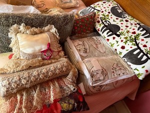 Lot of Decorative Pillows Throws & Linens Vintage Lace Novelty Prints