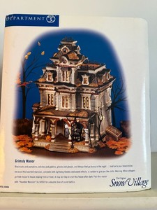 Department 56 Snow Village Grimsly Manor House #56.55004 Boxed