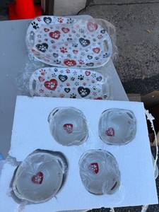 Ceramic Pet Feeding Set Paw Print Heart Pattern Bowls & Trays