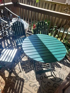 Green Folding Patio Bistro Set Round Table & 3 Slat Back Chairs