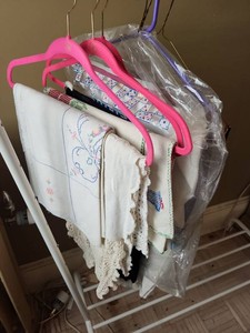 Lot of Vintage Tablecloths & Table Runners Embroidered Crochet