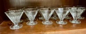 Set of 11 geometric glass Sunday &nbspParfait Martini dishes