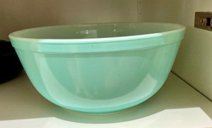Vintage Light blue Pyrex bowl