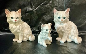 3 vintage porcelain Lefton cat, kitten, figures, #H1514, H1513