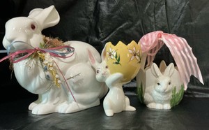 Group of 3 porcelain easter bunnies, egg cup figurines Mud Pie1998