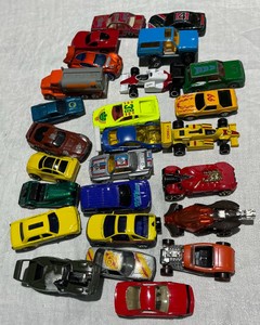 Group of Made in China, hot wheels, Mojtoi and other various die cast, plastic and metal cars