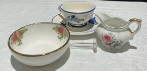 Group of tea set, bowl, creamer