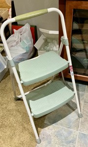 2 step foot stool