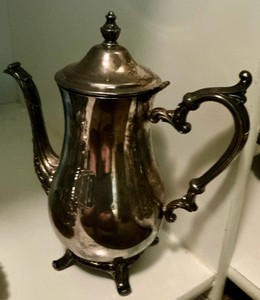 Vintage Silver Plate Ornate Tea Pot Wm Rogers 800