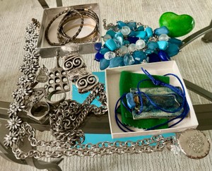 Lot Costume Jewlery Tinn Per Norway Pendant Silver Tone Necklace Bracelet