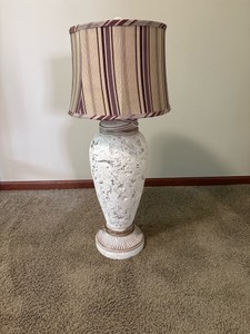 American lamp company lamp, textured speckled chalkware base with shade
