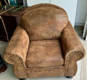 Rustic style Leather chair, nailhead trim, rolled arms