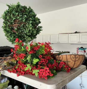 Group of artificial decor, plant, hanging pots