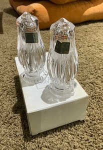 Mikasa salt and pepper shakers with box