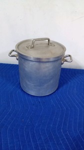 Heavy duty aluminum kettle