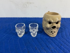 Skull mug and 2 skull vodka shot glasses