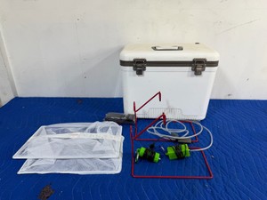 Fishing Bait cooler with 2 USB aerators, 2 rod holders and more