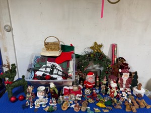 Large Lot of Christmas Items - Not everything is in main picture - see other pictures