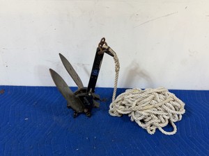 Digger 10 Boat Anchor with Lots of Rope