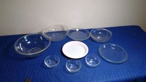 Pyrex bowls and Pyrex pie pans