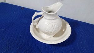 Ceramic pitcher n bowl set