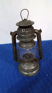 Nier Feurhand German lantern No. 270 - kerosene