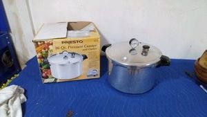 16-qt. pressure cooker