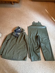 Lands End Rain Jacket and Stearns Dry Wear Pants - Both are XL
