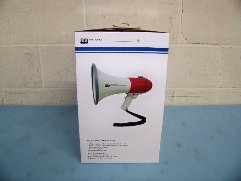MG Electronics PGM25 25 Watt IndoorOutdoor MegaphoneBullhorn - NEW IN BOX