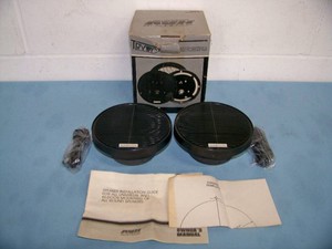 (Pair) AudioVox old schoolvintage Car Speakers