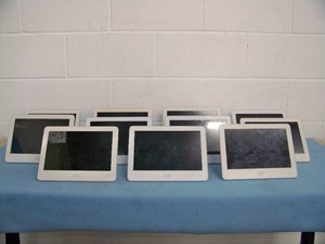 (11) Cisco TTC5-09 10 TelePresence Touch 10 Desktop Control Panel  Touch Panel Monitors