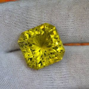 31.39 Carats Natural Lemon Citrine Retail $1,570