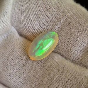 3.18 Carats Natural Welo Opal Cabochon Retail $318