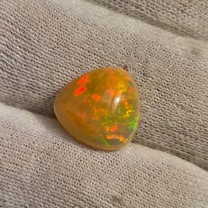 4.37 Carat Natural Welo Opal Cabochon Retail $437