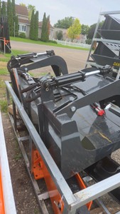2026 - Unused - WOLVERINE - Grapple Bucket - GB-11-72W