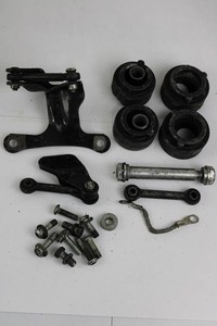 2004 Harley-Davidson XL1200R Roadster Motor Mount Bracket Bolts 6190-01-128