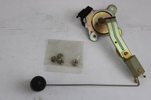 1996 Honda GL1500A Aspencade Fuel Sender & Covers (2 Items, See Images)