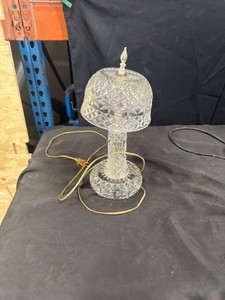 Diamond-Cut Glass Table Lamp