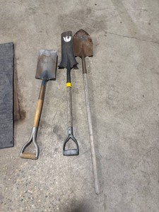 Assorted Metal Shovels Lot