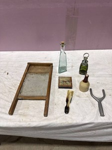 Assorted Vintage Household Items