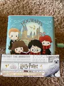 Harry Potter Jack in the Box Platform 9 34 Wizardinf World Toy