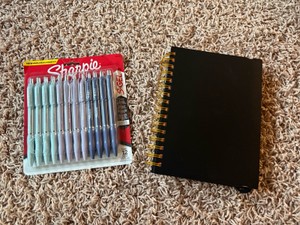 Sharpie Brand Pen Set 12 Pens and Notebook Organizer Scheduler