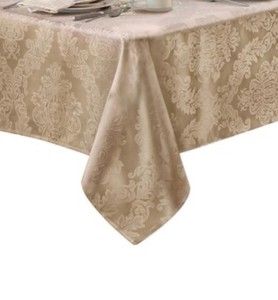 Elrene Home Fashions Barcelona Jacquard Damask 52x70 Indoor Beige (Ecru) Table Cover for 5-ft rectangle