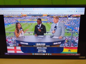 24-inch VIZIO D24h-J09   Class D-Series HD LED Smart TV