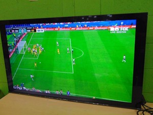 55 Inch Hisense Class A6 Series LED 4K UHD Smart Xumo TV 55a6hx Scratch on screen