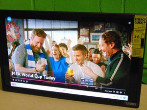24-inch VIZIO D24h-J09 Class D-Series HD LED Smart TV