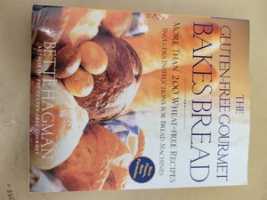 The Gluten-Free Gourmet Bakes Bread - Bette Hagman - Paperback - 200 Wheat-Free Recipes (Bread Machine) - Good