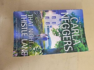 That Night on Thistle Lane by Carla Neggers PB Harlequin MIRA (2013) Swift River Valley #2 Contemporary Romance - Good